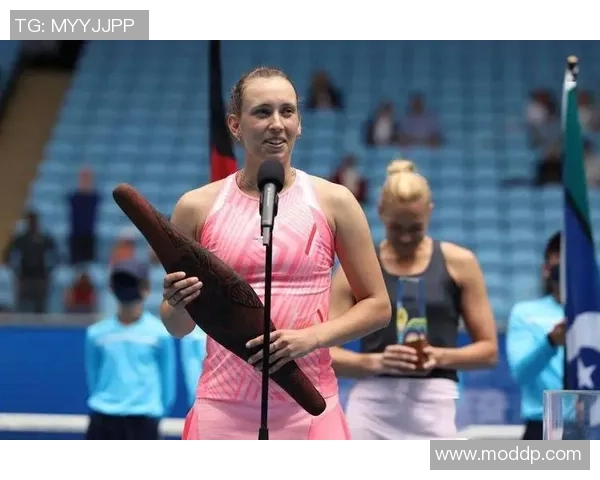 梅尔滕斯：从天才少年到足球明星的辉煌旅程与成就